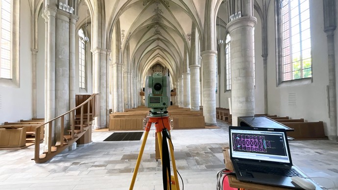 Tachymeter im Einsatz Tachymeter im Einsatz