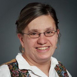 Porträt Julia Ebel